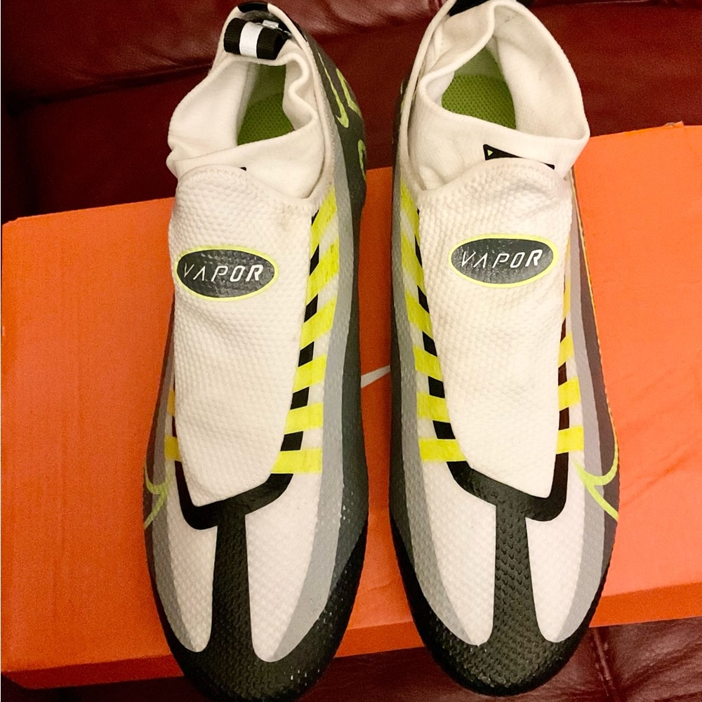Nike Vapor Edge Pro 360 Football Cleats Sz 7.5